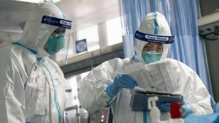 Public attempt to control fake news about the coronavirus