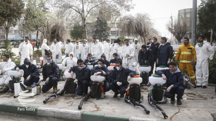 Fotos+Video: Desinfección de diferentes lugares en Irán contra coronavirus