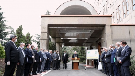 Rohani: Enemigo no ha podido poner de rodillas a la nación iraní