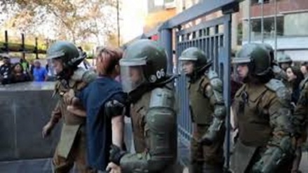 Estudiantes chilenos relanzan sus protestas contra el Gobierno