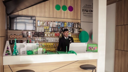 گشایش نمایشگاههای خرید نرم افزارهای تلفن همراه در شهر دوشنبه 