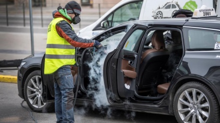 बिल्कुल अलग अंदाज़ में कोरोना से निपट रहा है स्वेडन, रेस्टोरेंट और स्कूल भी खुले हैं, बाहर निकलने की सलाह भी दी जा रही है!