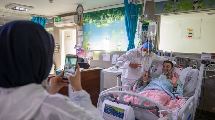 イランで、新型コロナウイルス感染者およそ８４００人が回復