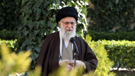 イラン最高指導者が、国内に広まった感染症に関して勧告