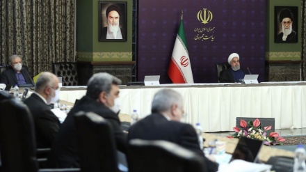 イラン大統領、「新型コロナのワクチンと治療薬の開発に全力を尽くすべき」