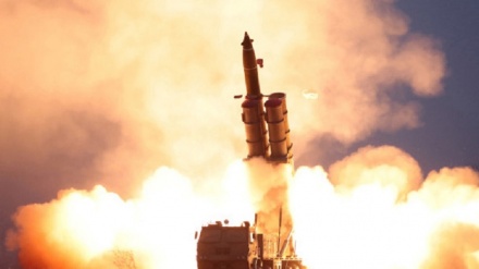 朝鲜今晨发射三枚不明飞行器