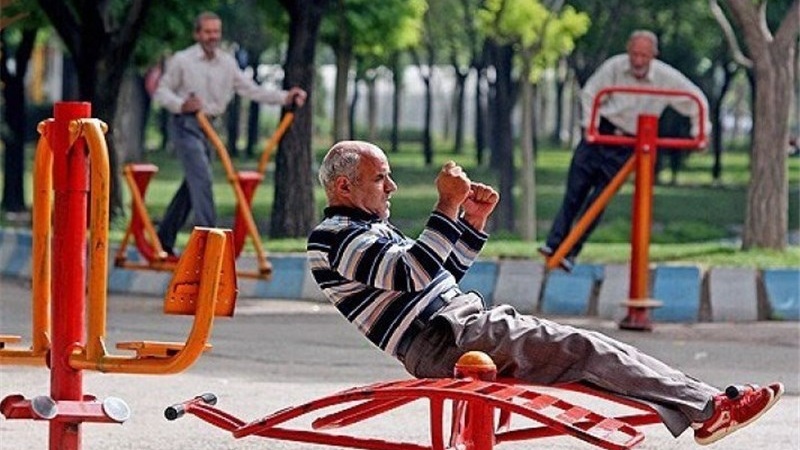 イランの平均余命指数伸び率順位