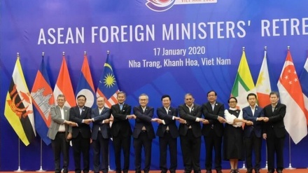 Gara-gara Corona Pertemuan ASEAN Ditangguhkan