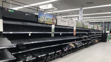 英国政府、市民に対し、店舗での買占めの自粛を要請