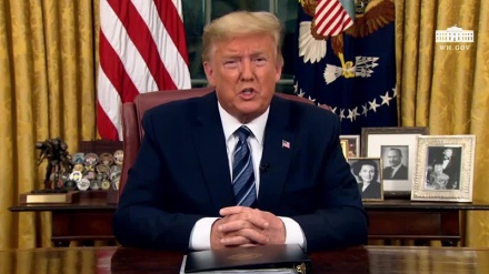 DPR AS Mengesahkan Resolusi Pengurangan Wewenang Perang Trump