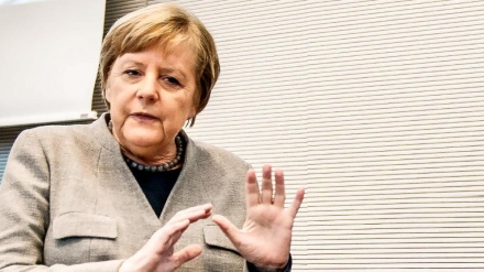 Merkel dënon racizmin e policës së Amerikës