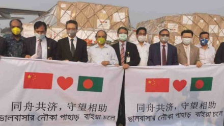 করোনা টেস্টিং কিটসহ চীনের দেয়া দ্বিতীয় ধাপের মেডিকেল সরঞ্জাম ঢাকায়