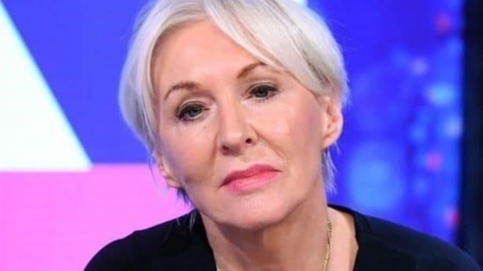 英保健省政務次官が新型コロナウイルスに感染