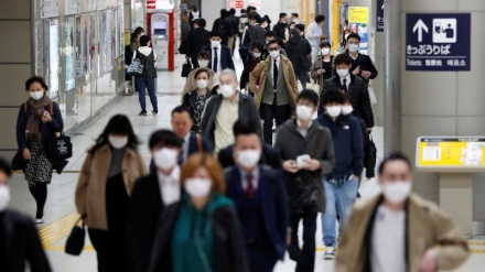 日本の新型コロナ感染者が、クルーズ船を除いて1万人に