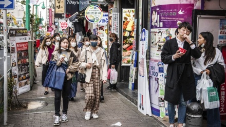 日本の新型コロナ感染者が1日で300人以上増加