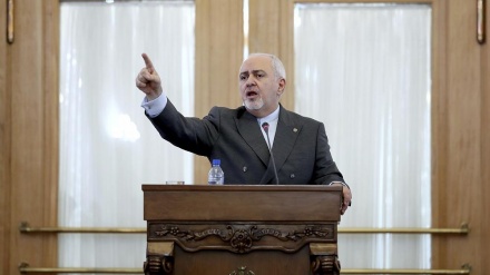 Zarif: Irani nuk ka nevojë për bamirësinë e Trump / SHBA të mos bllokojnë shitjen e naftës iraniane