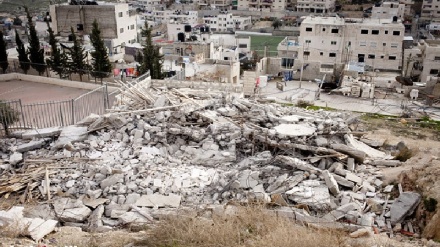 הכוחות הישראלים פינו והרסו מבנים ליד התנחלות יצהר