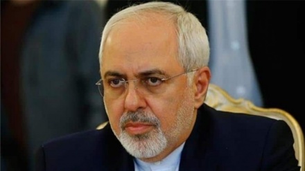 Zarif: il mondo sta imparando quello che l'Iran già conosce, gli USA uccidono le persone