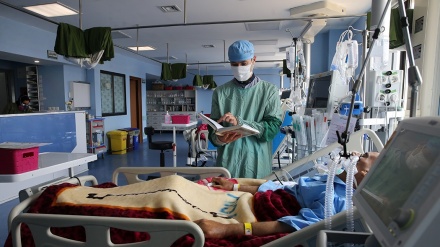 Doa dan Munajat Perawat RS Forqani Qom (2)