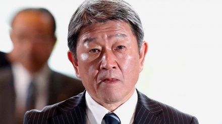 日本外相、「国内経済は戦後最大の危機に直面」