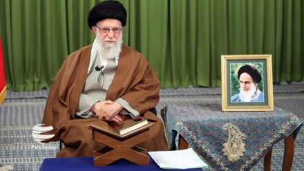 Hezretleri Aýätollah Äl-Ozma Hamenei-niň , yslamyň duşmanlaryndan we gudratly zalymlardan gorkmasyzlygy nygtamaklary.