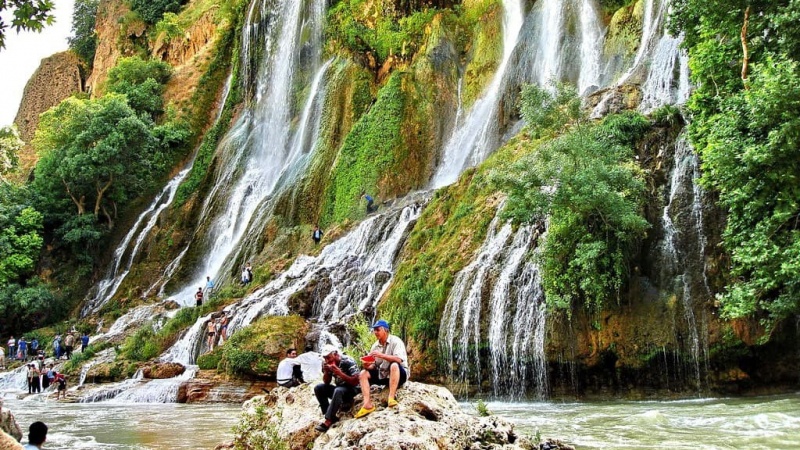 Le meraviglie sconosciute dell'Iran (6): la cascata Bishe' del Lorestan