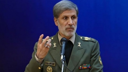 イラン国防軍需相、「米軍のペルシャ湾駐留の結果は情勢不安」