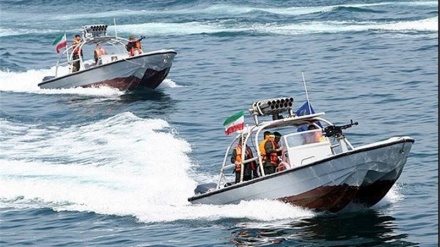 Centcom: 11 barcos iraníes se acercaron a naves de EEUU en Golfo Pérsico+Video