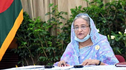 করোনা নিয়ে স্বাস্থ্য মন্ত্রণালয়ের প্রশংসা প্রধানমন্ত্রীর, চিকিৎসকদের বক্তব্য ভিন্ন