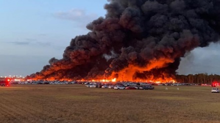 米フロリダ州の空港で火災、数千台の自動車が炎上（動画）