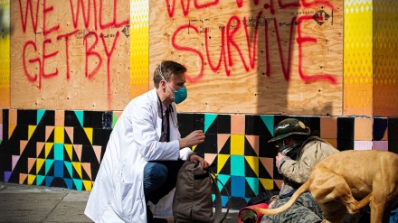 米国のホームレスが新型コロナウイルスに対し最も被害を受けやすい階層