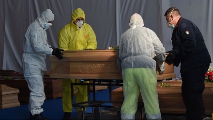 イタリア、新型コロナ感染が死者1万７０００人に　 3月中旬以来の低水準