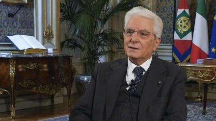 Mattarella: 'il 25 aprile è la nostra forza, unità per ripartire'
