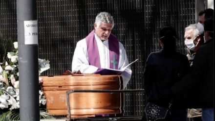 スペインでの新型肺炎による死亡者数　１万３０００人超に