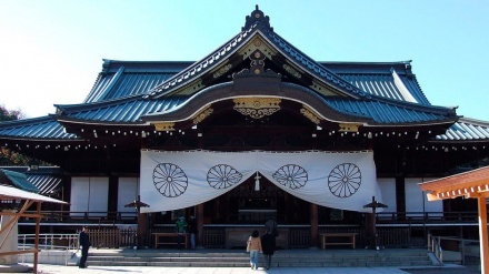 韓国政府、「安倍首相の靖国神社への供物奉納は遺憾、深く失望」