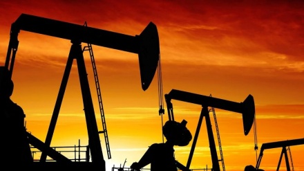 تصمیم عربستان برای کاهش تولید نفت 