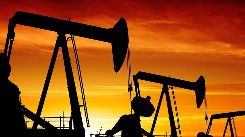 تصمیم عربستان برای کاهش تولید نفت