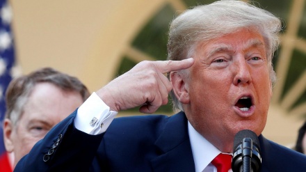 視点；米大統領は自傷行為に出るか？