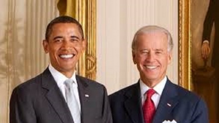 Obama appoggia Biden: 