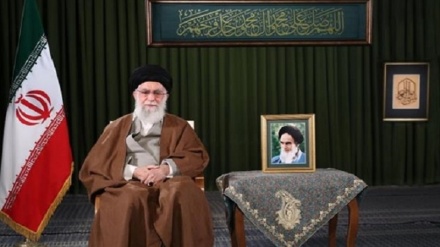 Leader: Entire world feeling dire need of redeemer (1)