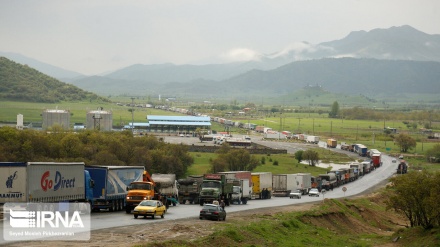 Economia: previsione di 3 miliardi per export Iran in Afghanistan