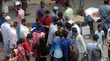  লকডাউনে ঢাকার ৫০টির বেশি এলাকা: সংকটে নিম্ন আয়ের মানুষ, শবে-বরাত ঘরে পালনের নির্দেশ 