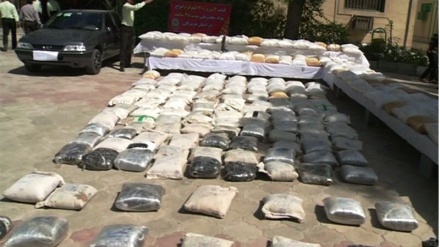 イランで、過去1年間に800トンの麻薬が発見