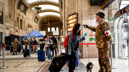 Карантиндан чиқаётган Италия (фотожамланма)