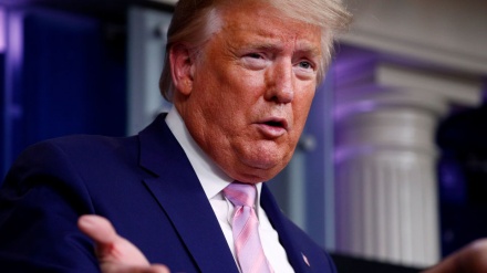 米大統領、「情報機関責任者が、新型コロナは危険でないと言った」