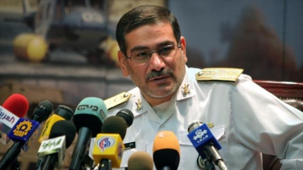 Irán vislumbra declive de EEUU pese a “fanfarria de Trump”
