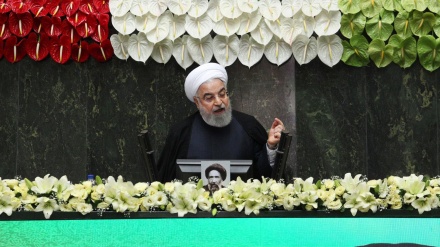     Эрон парламенти 11-чи чақириқ мажлиси ўз ишини бошлади (видео)