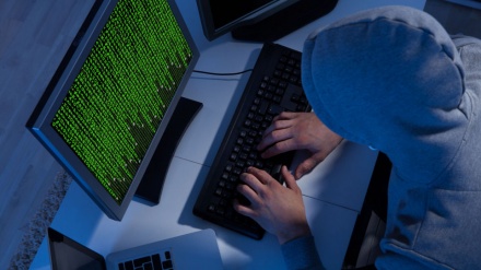 米ハッカー集団、米大統領に不利な情報を暴露？