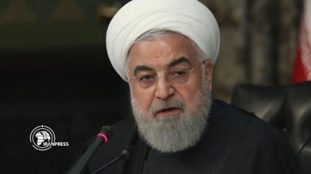 कोरोना से संघर्ष में ईरान का काम मज़बूत और सक्षम हैः राष्ट्रपति रूहानी
