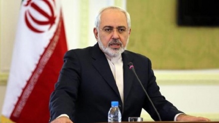 イラン外相が、アメリカをデモ弾圧と国内貧困の否定で非難